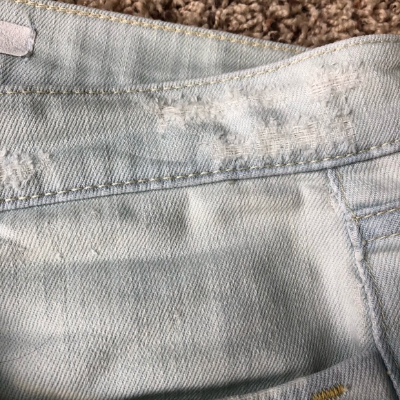 Light washed Jeans - Picture 7 of 8